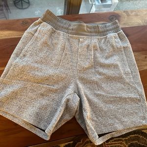 Lululemon at ease short